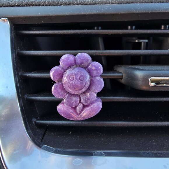 Lepidolite Sunflower Crystal Vent Clip - Picture 1 of 3